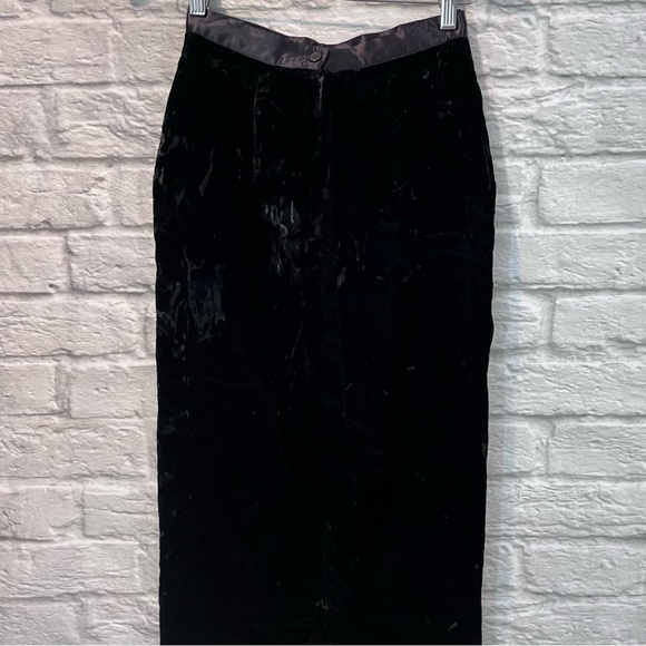 Vintage 1986 Jessica McClintock Women’s 24” Black Velvet Pencil Midi Skirt - Picture 5 of 10